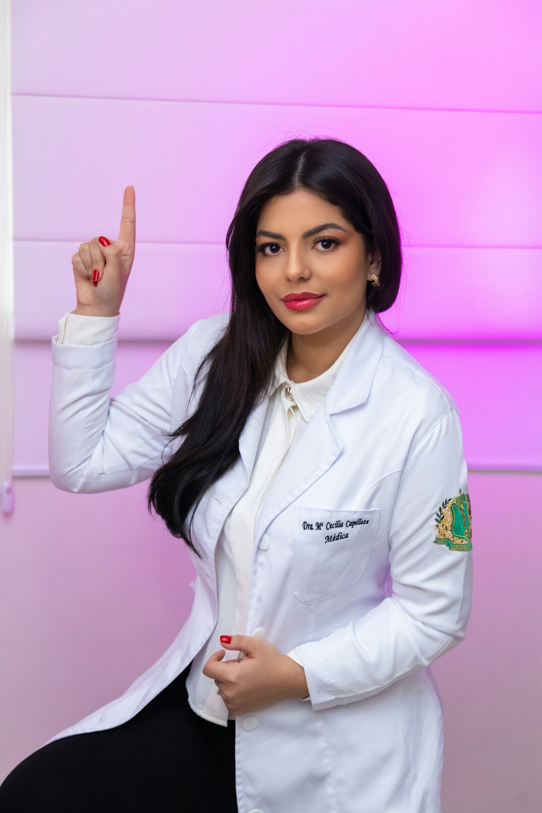 Retrato de especialista brasileira em comunicação